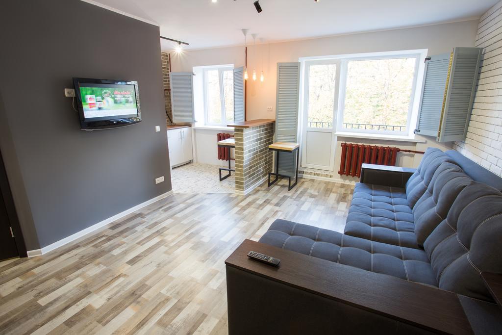Loft Apartment Near Botanical Garden Kharkov Ngoại thất bức ảnh