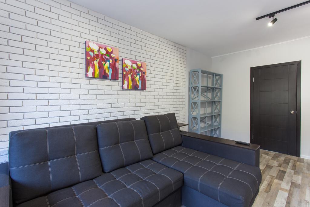 Loft Apartment Near Botanical Garden Kharkov Ngoại thất bức ảnh